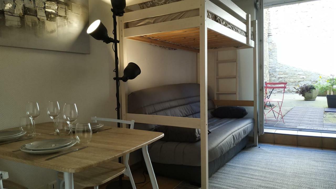 Studio au centre-ville de Dole Extérieur photo